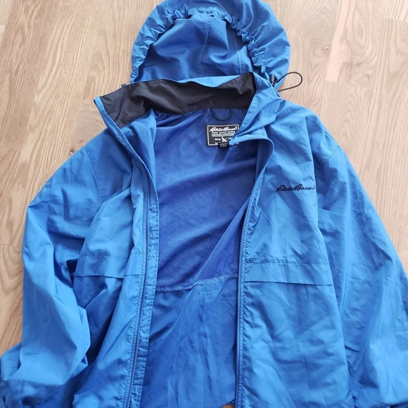 Eddie Bauer windbreaker. - Picture 4 of 5
